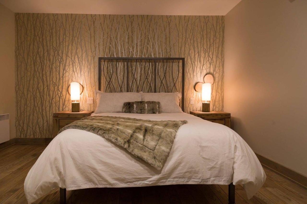 Hotel "Le Suisse" Saint-Donat-de-Montcalm Kültér fotó